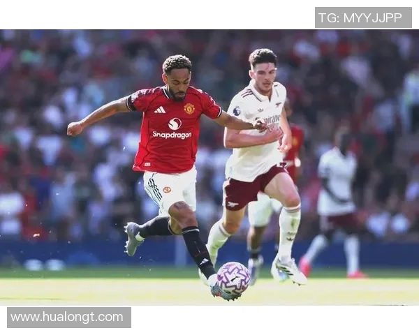 西甲激战曼联逆转皇马争议判罚引发全场热议与狂欢